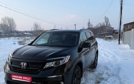 Honda Pilot III рестайлинг, 2021 год, 2 200 000 рублей, 4 фотография