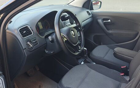 Volkswagen Polo VI (EU Market), 2017 год, 940 000 рублей, 4 фотография