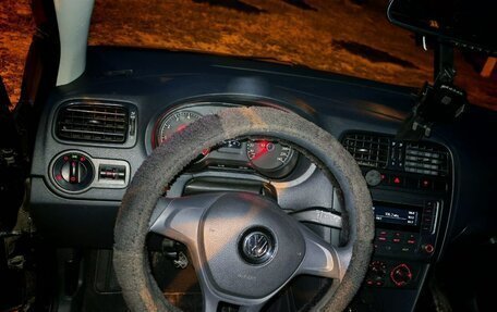 Volkswagen Polo VI (EU Market), 2016 год, 1 500 000 рублей, 7 фотография