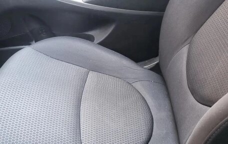 Hyundai Solaris II рестайлинг, 2014 год, 1 140 000 рублей, 6 фотография