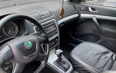 Skoda Octavia, 2011 год, 725 000 рублей, 8 фотография