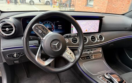 Mercedes-Benz E-Класс, 2018 год, 4 300 000 рублей, 13 фотография