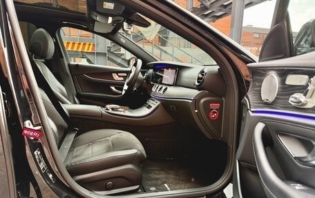 Mercedes-Benz E-Класс, 2018 год, 4 300 000 рублей, 18 фотография