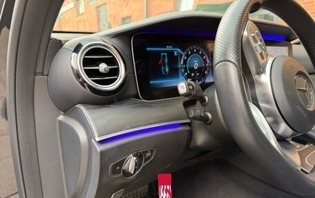 Mercedes-Benz E-Класс, 2018 год, 4 300 000 рублей, 12 фотография