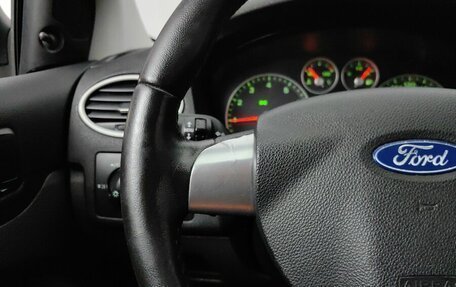 Ford Focus II рестайлинг, 2005 год, 349 000 рублей, 17 фотография