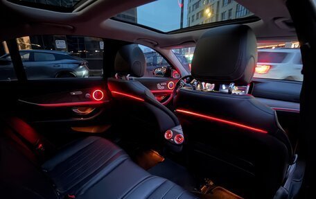 Mercedes-Benz E-Класс, 2019 год, 5 200 000 рублей, 14 фотография