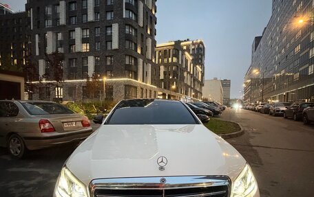 Mercedes-Benz E-Класс, 2019 год, 5 200 000 рублей, 25 фотография
