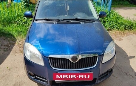 Skoda Fabia II, 2009 год, 350 000 рублей, 3 фотография