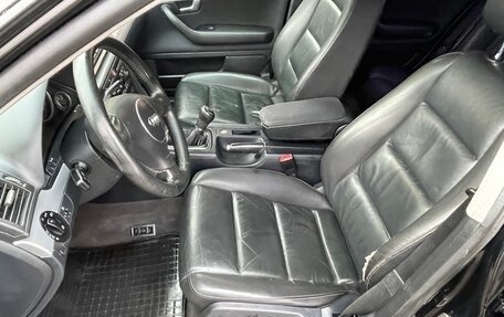 Audi A4, 2004 год, 560 000 рублей, 17 фотография