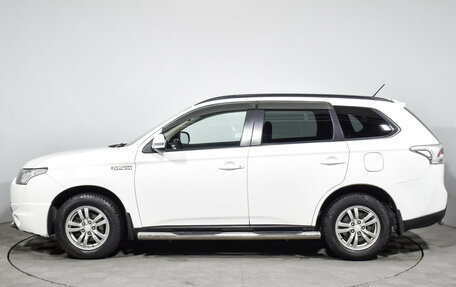 Mitsubishi Outlander III рестайлинг 3, 2014 год, 1 289 000 рублей, 9 фотография