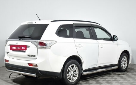 Mitsubishi Outlander III рестайлинг 3, 2014 год, 1 289 000 рублей, 6 фотография