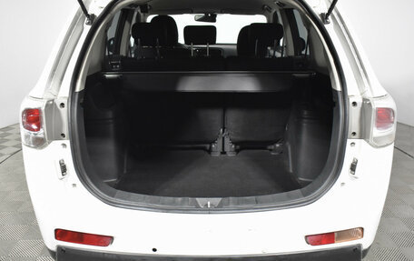 Mitsubishi Outlander III рестайлинг 3, 2014 год, 1 289 000 рублей, 20 фотография