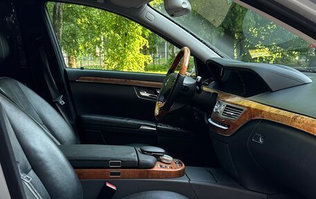 Mercedes-Benz S-Класс, 2006 год, 1 156 000 рублей, 14 фотография