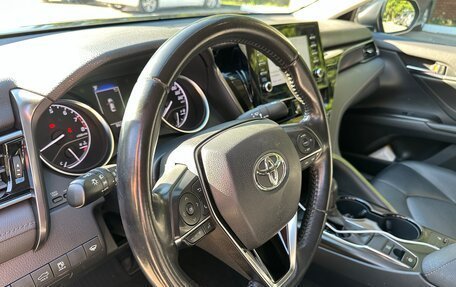 Toyota Camry, 2021 год, 2 650 000 рублей, 13 фотография