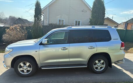 Toyota Land Cruiser 200, 2011 год, 2 800 000 рублей, 3 фотография