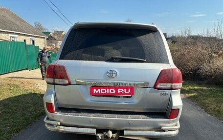 Toyota Land Cruiser 200, 2011 год, 2 800 000 рублей, 4 фотография