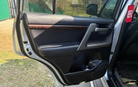 Toyota Land Cruiser 200, 2011 год, 2 800 000 рублей, 6 фотография