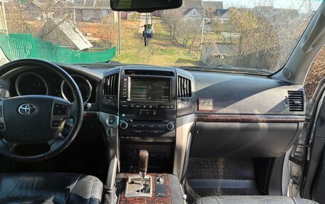 Toyota Land Cruiser 200, 2011 год, 2 800 000 рублей, 13 фотография