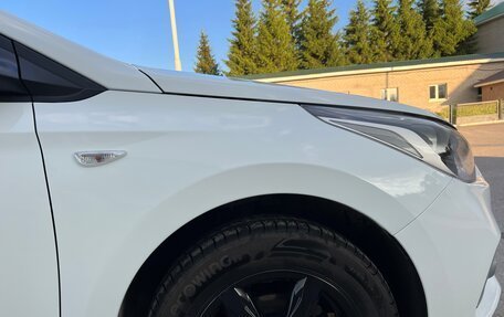 Hyundai Solaris II рестайлинг, 2017 год, 850 000 рублей, 12 фотография