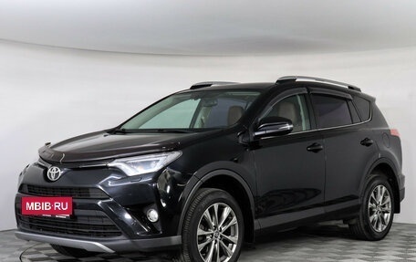 Toyota RAV4, 2018 год, 2 199 000 рублей, 2 фотография