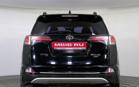 Toyota RAV4, 2018 год, 2 199 000 рублей, 9 фотография