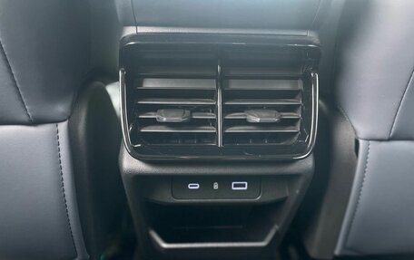 Geely Atlas, 2023 год, 2 619 000 рублей, 17 фотография