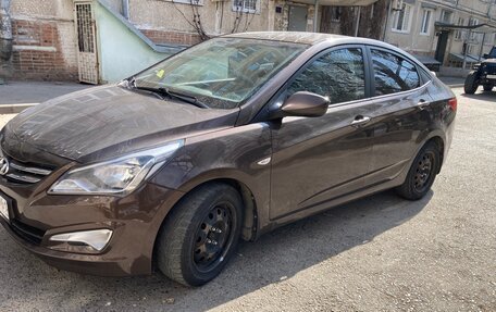 Hyundai Solaris II рестайлинг, 2015 год, 1 000 000 рублей, 11 фотография