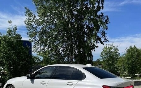 BMW 3 серия, 2019 год, 2 500 000 рублей, 3 фотография