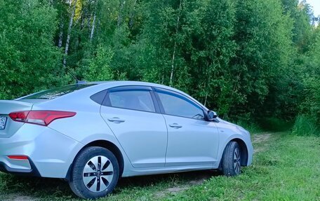 Hyundai Solaris II рестайлинг, 2017 год, 982 000 рублей, 6 фотография