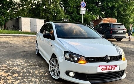 Volkswagen Polo VI (EU Market), 2015 год, 1 348 000 рублей, 5 фотография