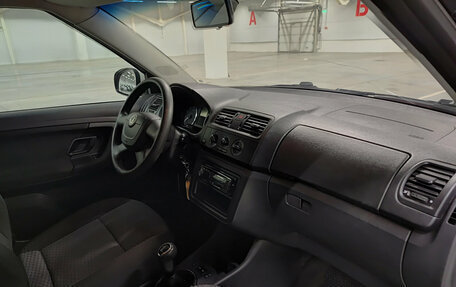 Skoda Fabia II, 2011 год, 620 000 рублей, 11 фотография