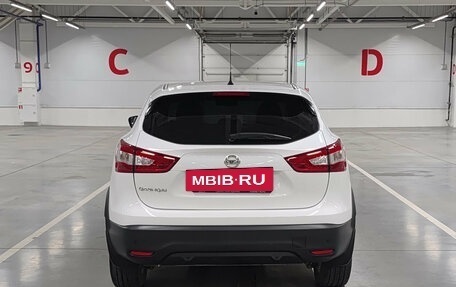 Nissan Qashqai, 2016 год, 1 335 000 рублей, 10 фотография