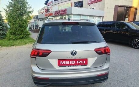 Volkswagen Tiguan II, 2021 год, 2 450 000 рублей, 3 фотография