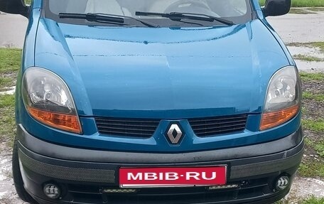 Renault Kangoo II рестайлинг, 2004 год, 450 000 рублей, 1 фотография