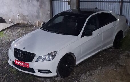 Mercedes-Benz E-Класс, 2011 год, 1 850 000 рублей, 1 фотография