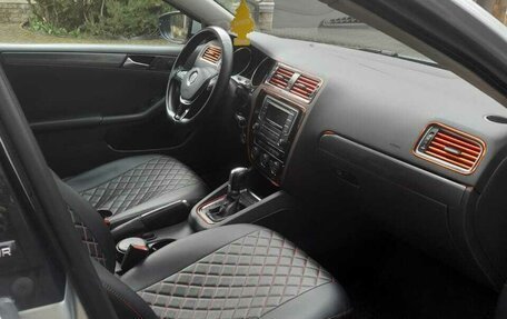 Volkswagen Jetta VI, 2016 год, 950 000 рублей, 11 фотография