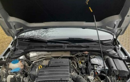 Volkswagen Jetta VI, 2016 год, 950 000 рублей, 12 фотография