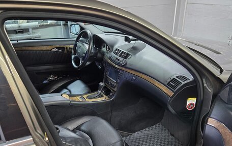 Mercedes-Benz E-Класс, 2007 год, 1 500 000 рублей, 10 фотография