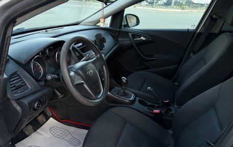 Opel Astra J, 2014 год, 790 000 рублей, 11 фотография
