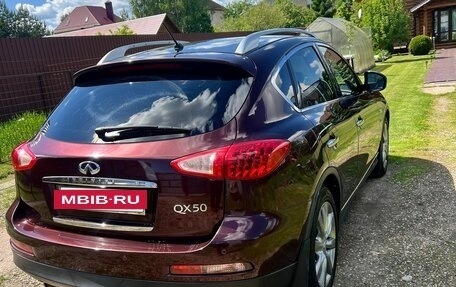 Infiniti QX50 I рестайлинг, 2013 год, 2 050 000 рублей, 4 фотография
