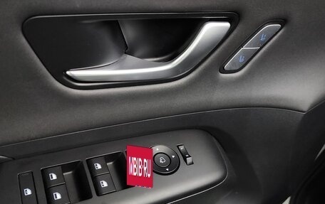 Hyundai Kona, 2023 год, 2 244 000 рублей, 18 фотография