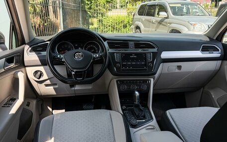 Volkswagen Tiguan II, 2017 год, 2 830 000 рублей, 6 фотография