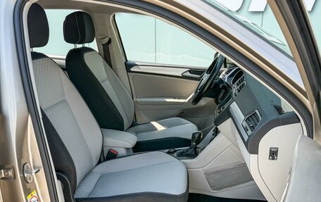 Volkswagen Tiguan II, 2017 год, 2 830 000 рублей, 8 фотография