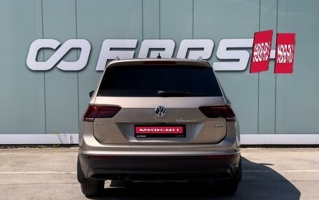 Volkswagen Tiguan II, 2017 год, 2 830 000 рублей, 4 фотография