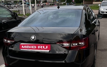Skoda Superb III рестайлинг, 2017 год, 1 850 000 рублей, 9 фотография