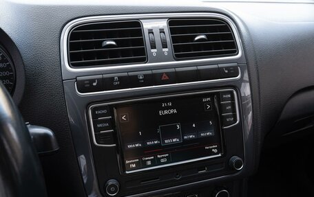 Volkswagen Polo VI (EU Market), 2018 год, 1 399 000 рублей, 17 фотография