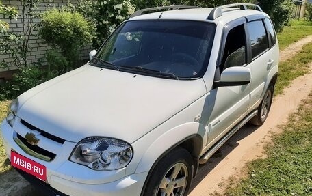 Chevrolet Niva I рестайлинг, 2013 год, 700 000 рублей, 18 фотография