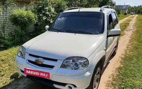 Chevrolet Niva I рестайлинг, 2013 год, 700 000 рублей, 20 фотография