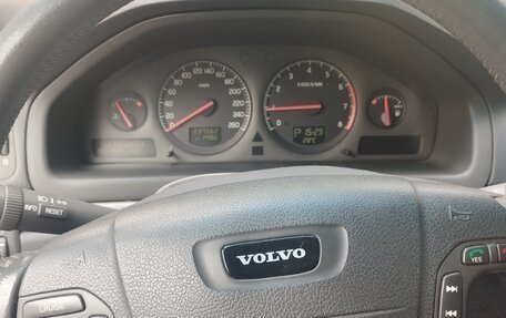 Volvo S80 II рестайлинг 2, 2001 год, 600 000 рублей, 9 фотография