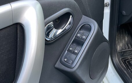 Nissan Terrano III, 2014 год, 1 000 000 рублей, 8 фотография